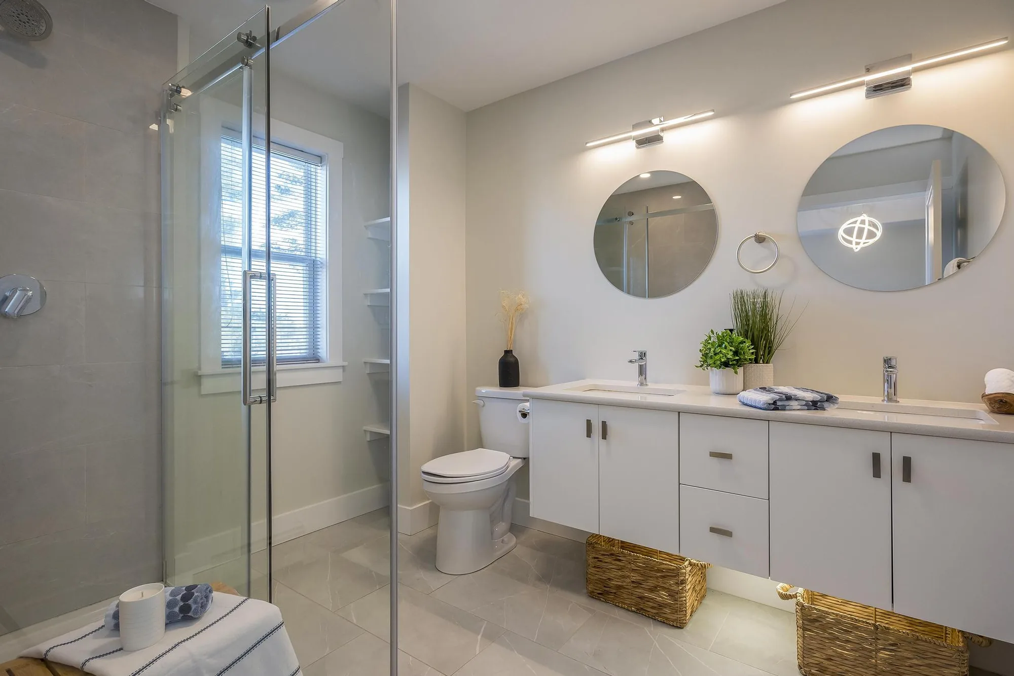 Elizabeth Doane Drive — Halifax interior designed by MAD Design Interiors (photo 10 of 10)