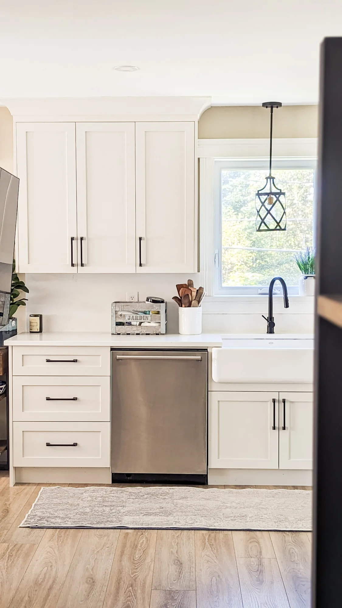 Longards Road — Kitchen Sink, after the renovation by MAD Design Interiors