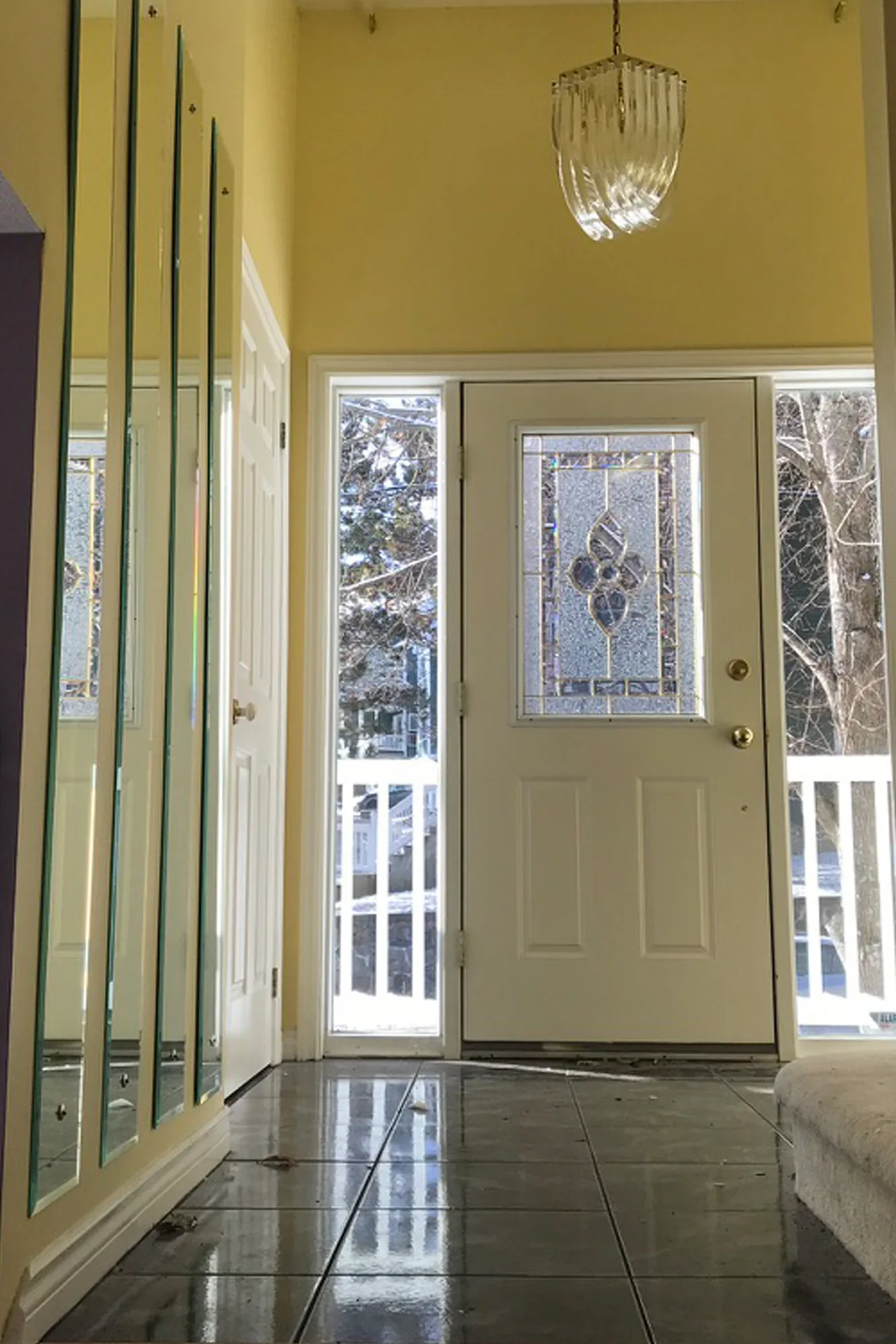 Spinnaker Drive — Entrance, before the renovation by MAD Design Interiors